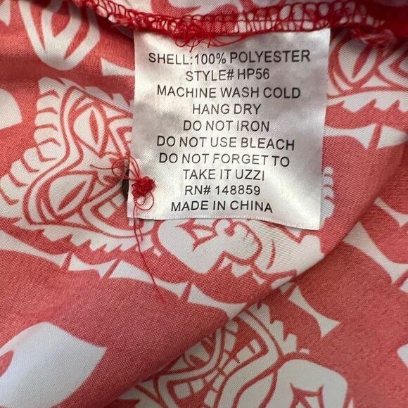 Men’s UZZI Tiki Hawaiian Button down shirt.  Size L. - Picture 9 of 11